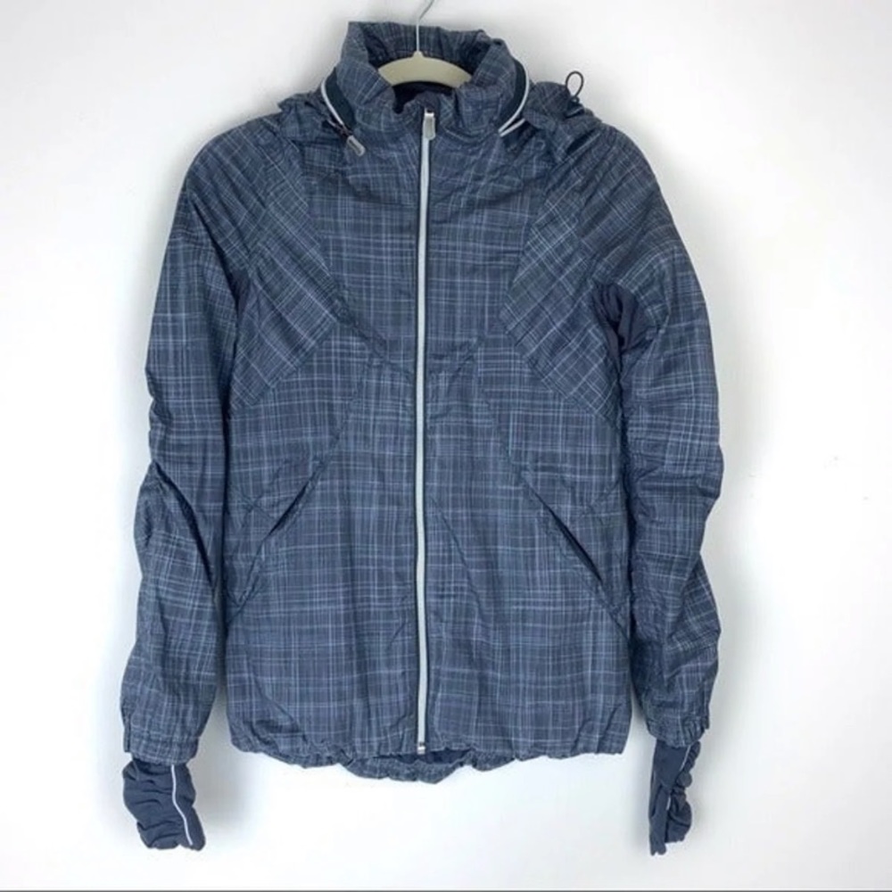 ✨Lululemon Run Hustle Hooded Jacket✨